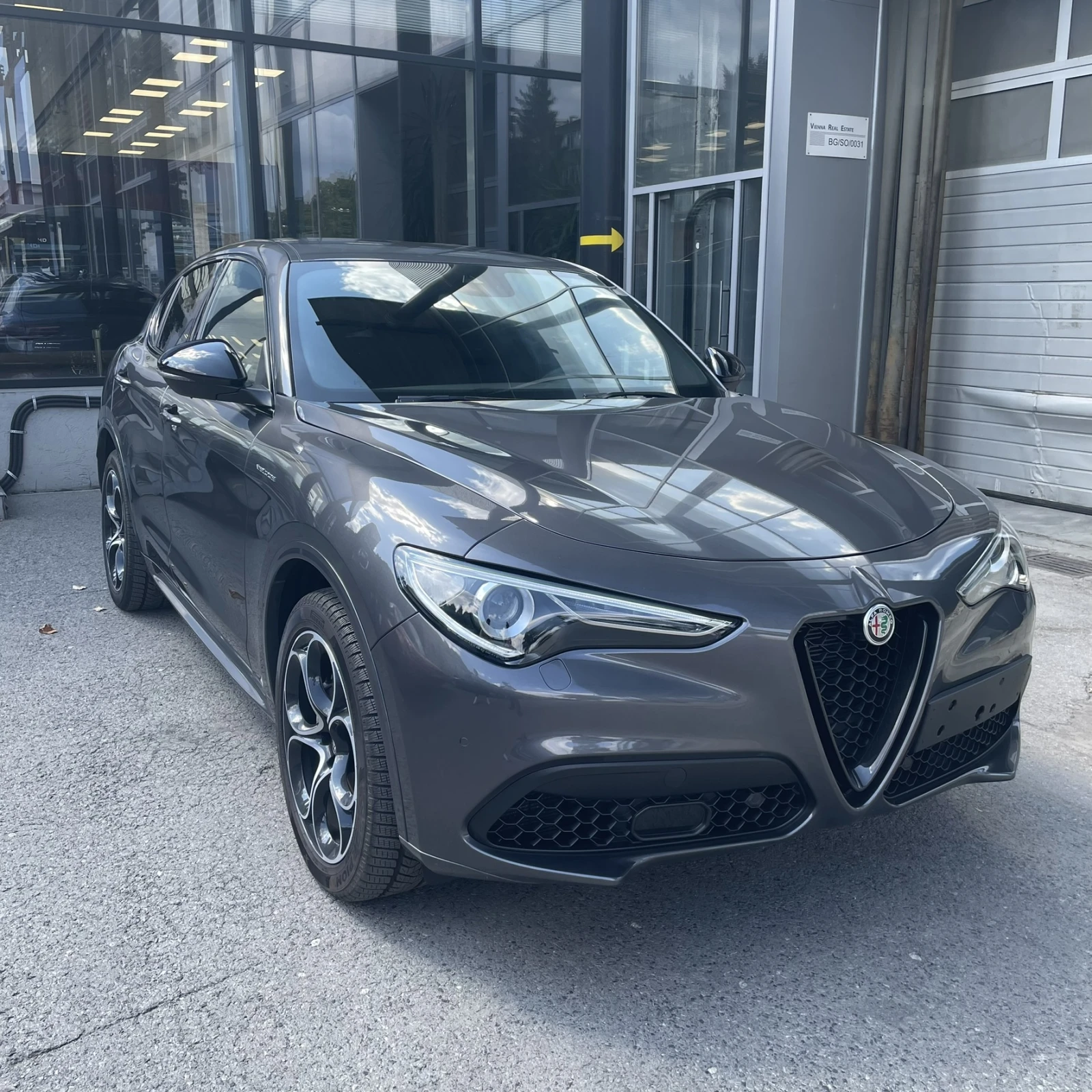 Alfa Romeo Stelvio  - изображение 3