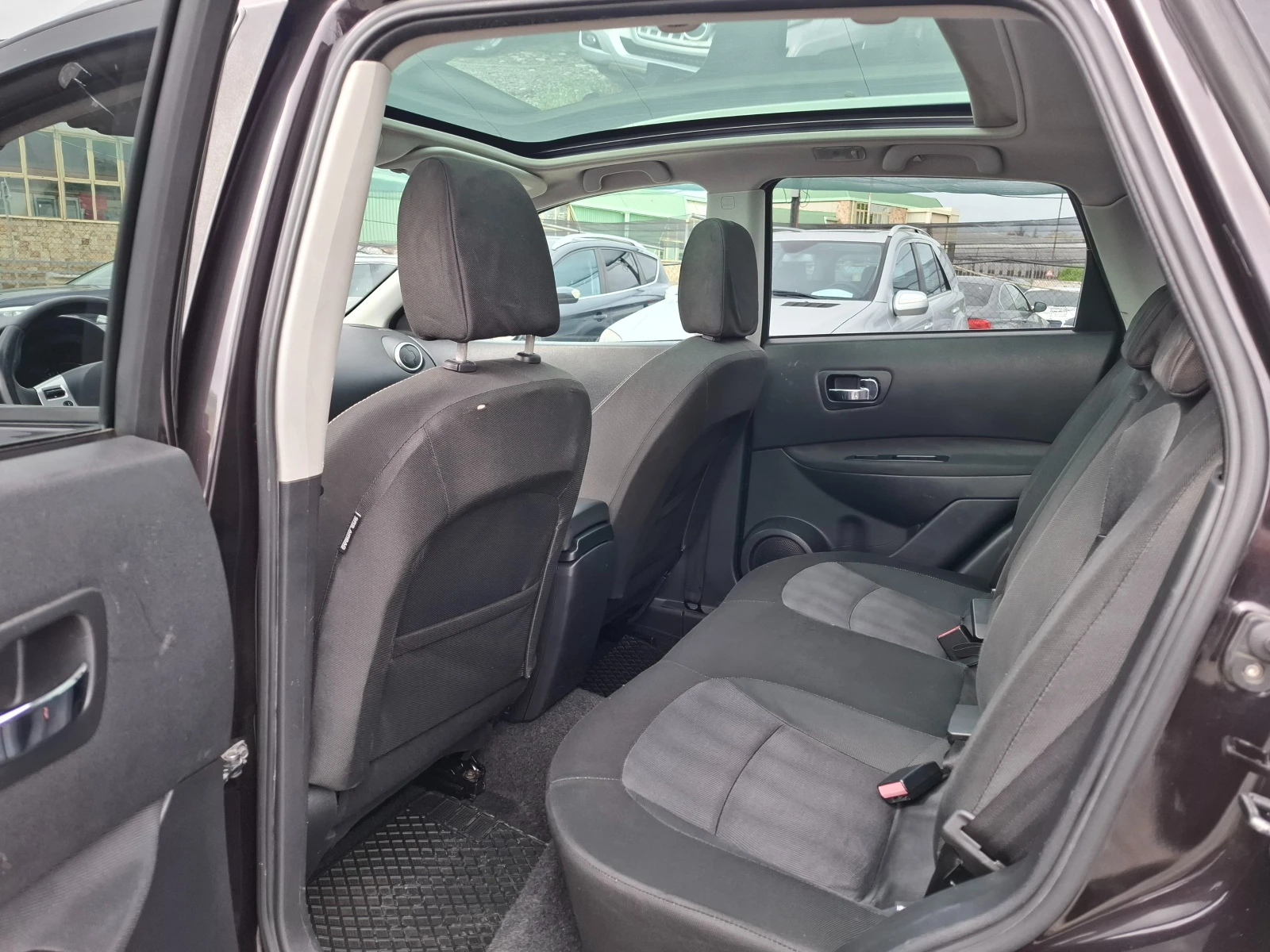 Nissan Qashqai 2.0tdci 150к.с. - изображение 9