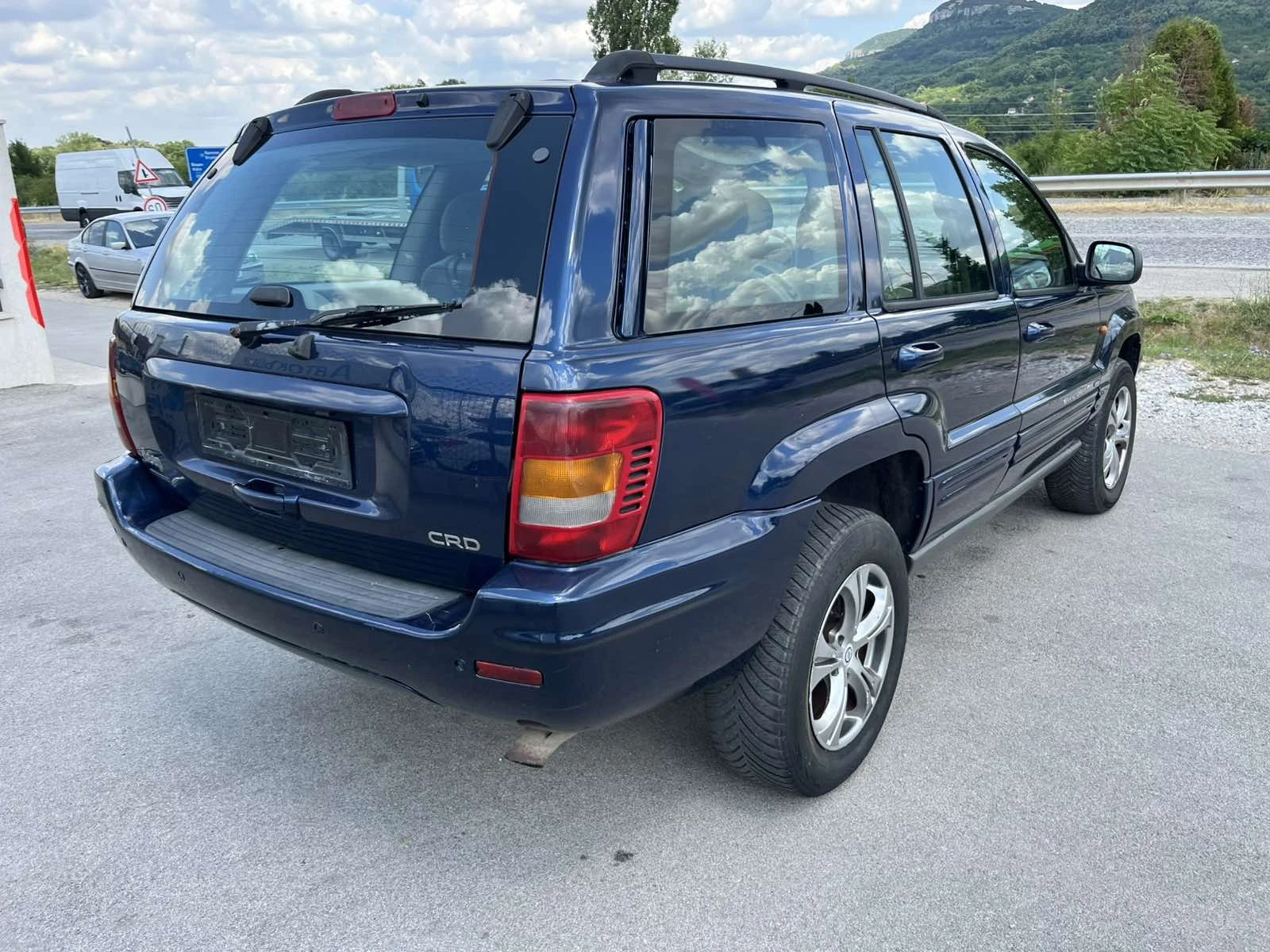 Jeep Grand cherokee 2.7CDI 163кс 4Х4, БЪРЗИ, БАВНИ И БЛОКАЖ КЛИМА ИТАЛ - изображение 4