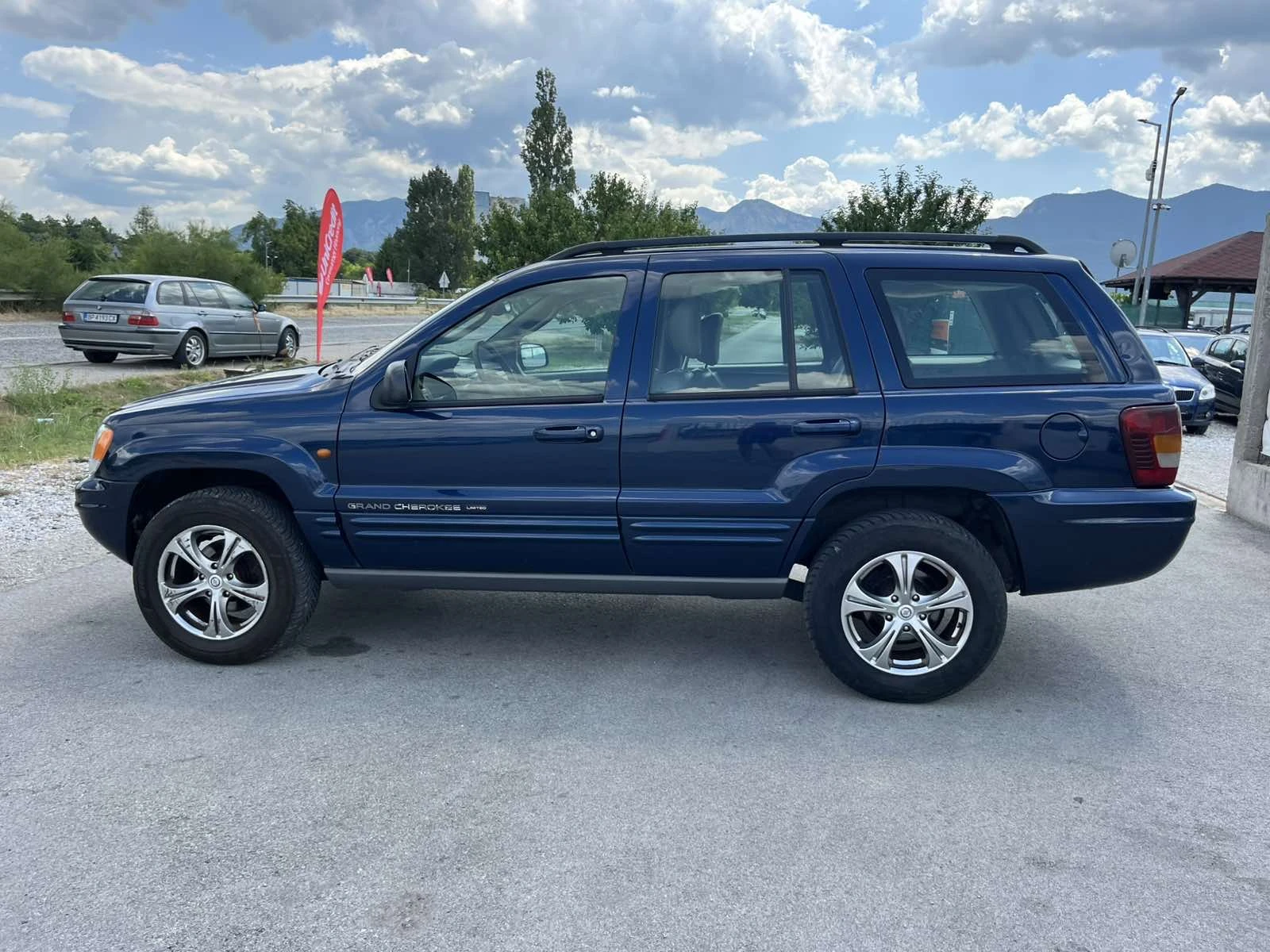 Jeep Grand cherokee 2.7CDI 163кс 4Х4, БЪРЗИ, БАВНИ И БЛОКАЖ КЛИМА ИТАЛ - изображение 6