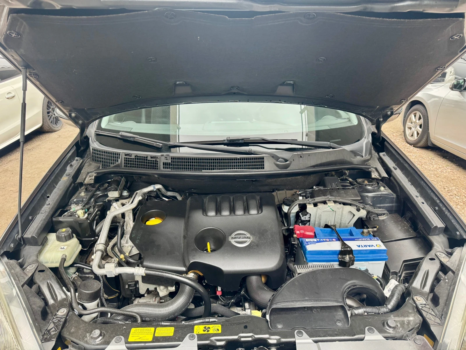 Nissan Qashqai 1.5-DCI , снимка 14 - Автомобили и джипове - 54168193