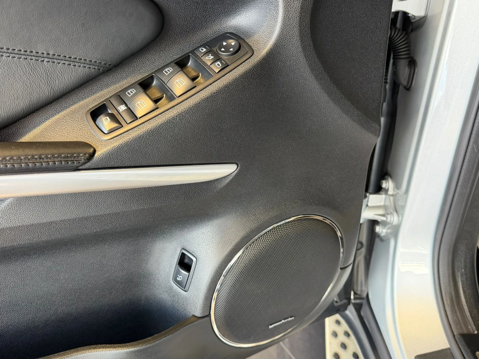 Mercedes-Benz GL 500 7-местен, снимка 9 - Автомобили и джипове - 54239575