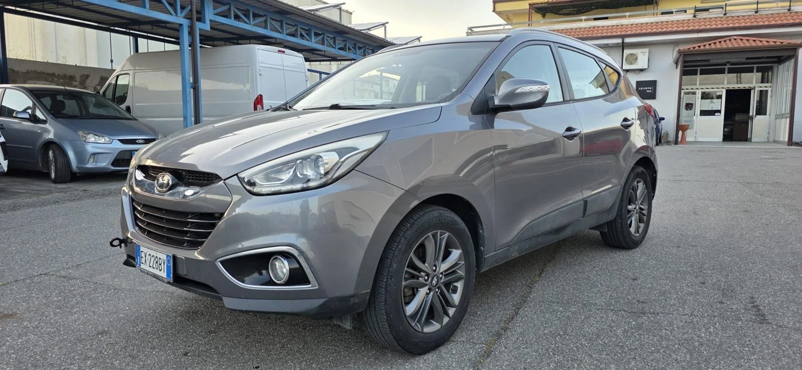 Hyundai IX35 1.7crdi FACE LIFT TopTop, снимка 2 - Автомобили и джипове - 54392410