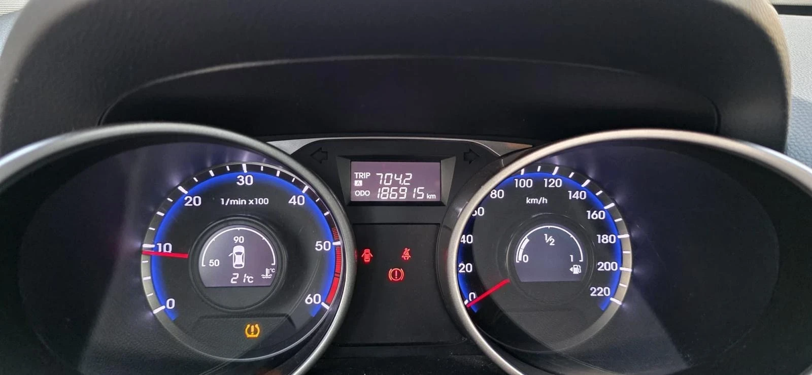 Hyundai IX35 1.7crdi FACE LIFT TopTop, снимка 7 - Автомобили и джипове - 54392410