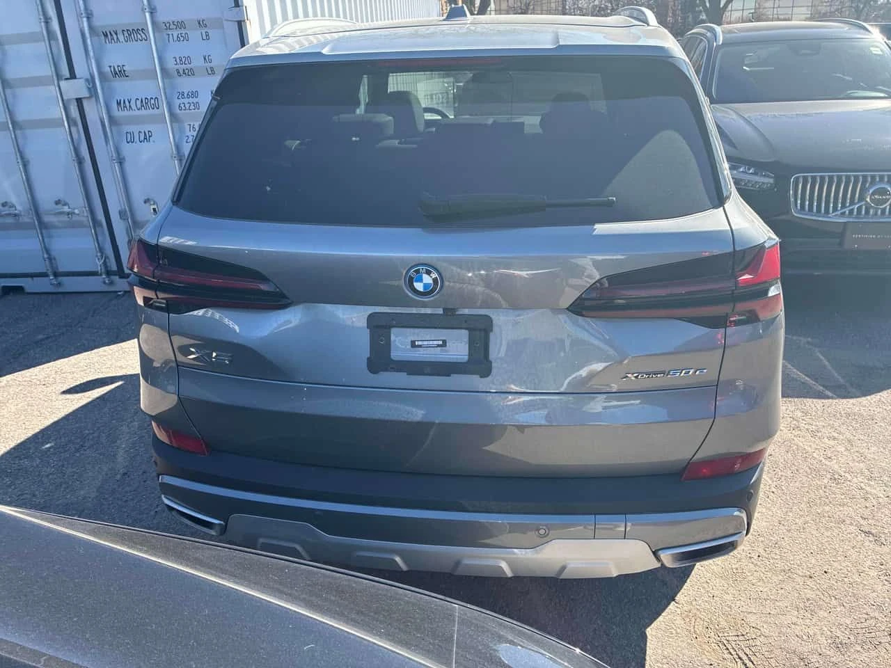BMW X5 * xDrive50e * LASER* DISTRONIC* H/K* PANORAMA* , снимка 4 - Автомобили и джипове - 54411317
