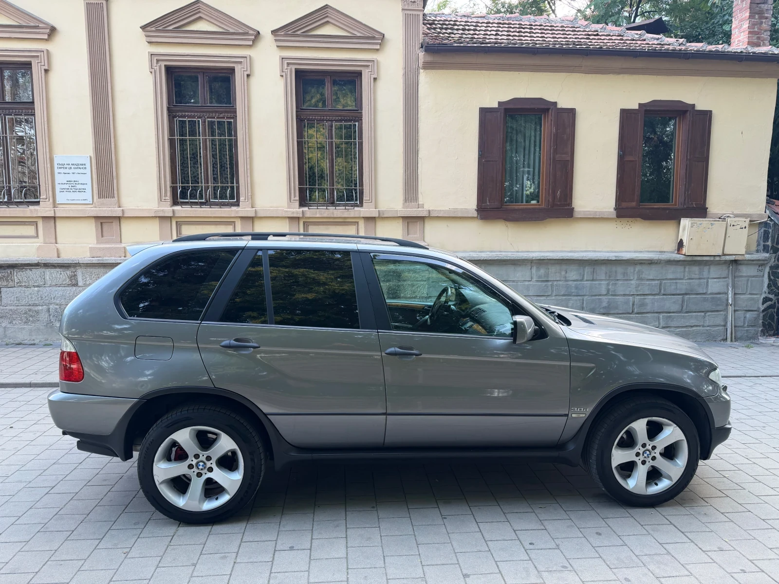BMW X5 * КАТО НОВ* 218 КОНЯ* FACELIFT* , снимка 6 - Автомобили и джипове - 55574794