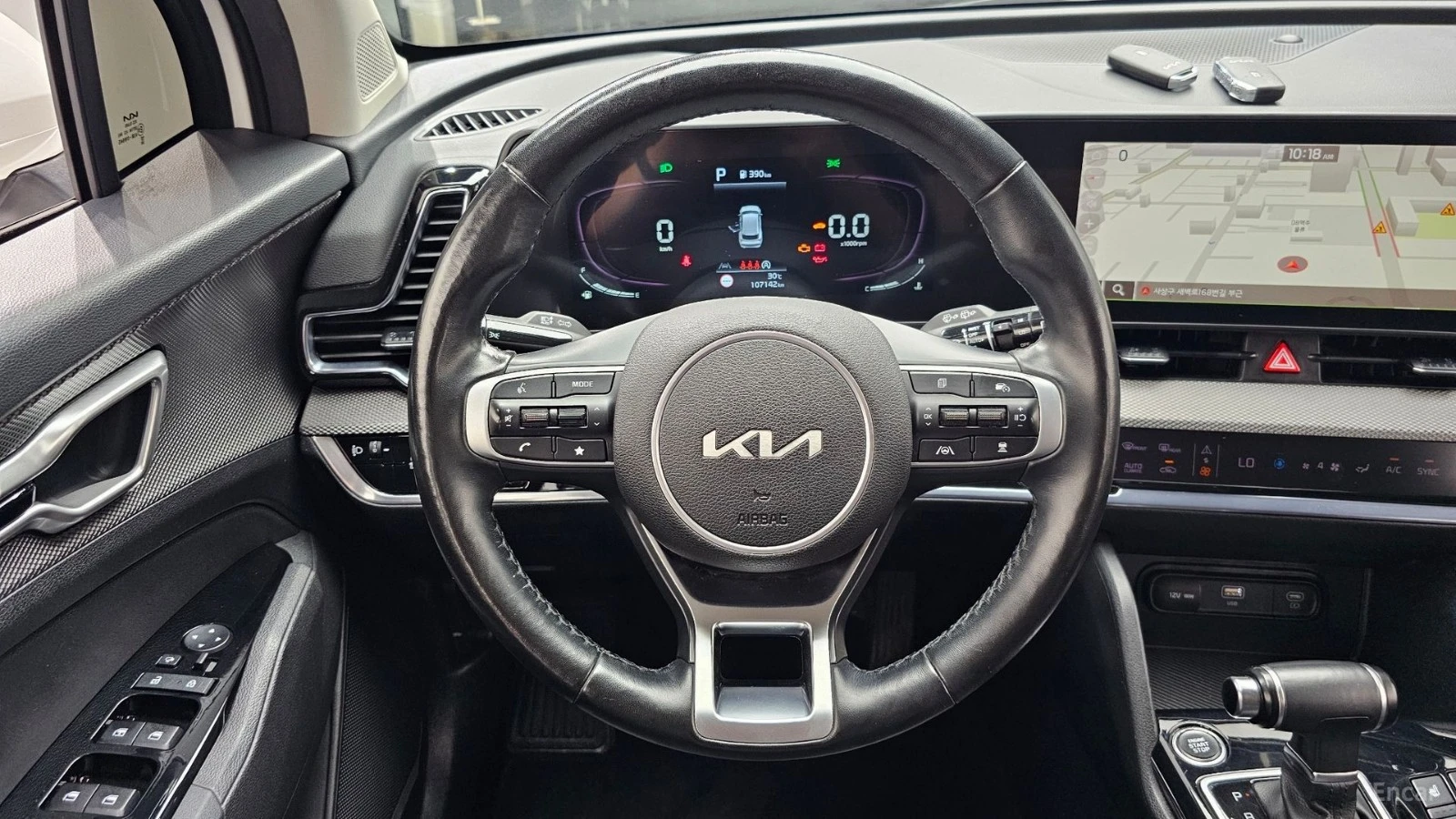 Kia Sportage Trendy* DISTRONIC* КАМЕРА* ПОДГРЕВ* KEYLESS* , снимка 6 - Автомобили и джипове - 55588093