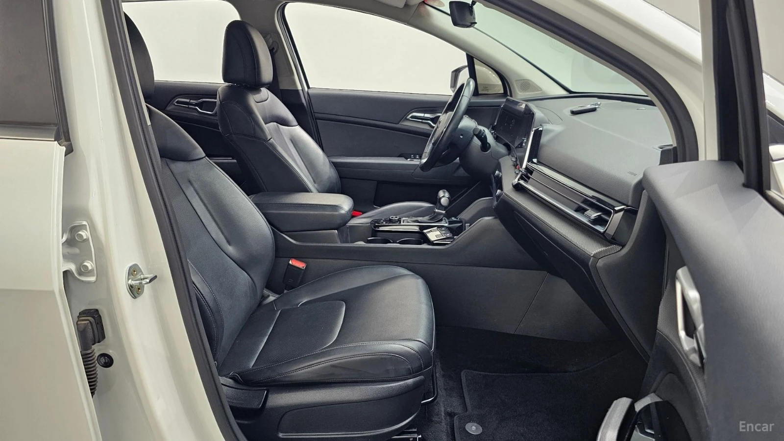 Kia Sportage Trendy* DISTRONIC* КАМЕРА* ПОДГРЕВ* KEYLESS* , снимка 9 - Автомобили и джипове - 55588093