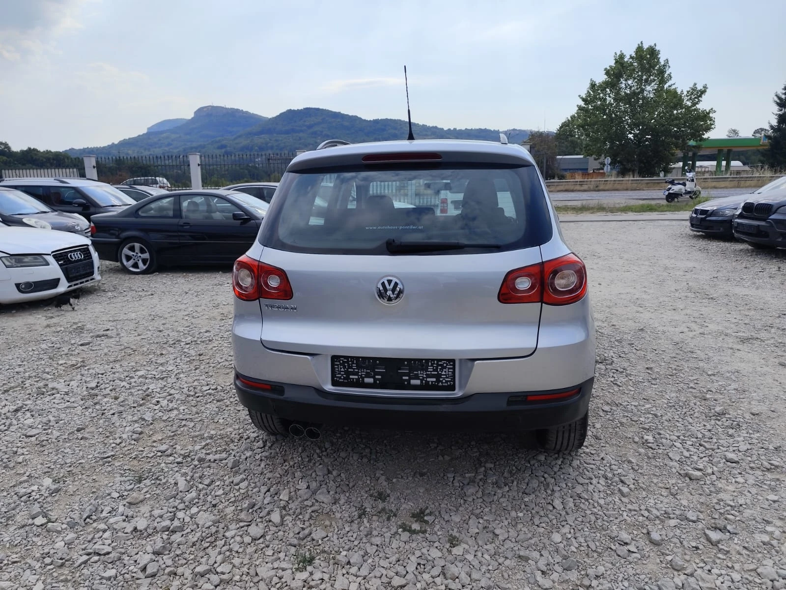 VW Tiguan 2.0 дизел 4х4, снимка 6 - Автомобили и джипове - 55706656