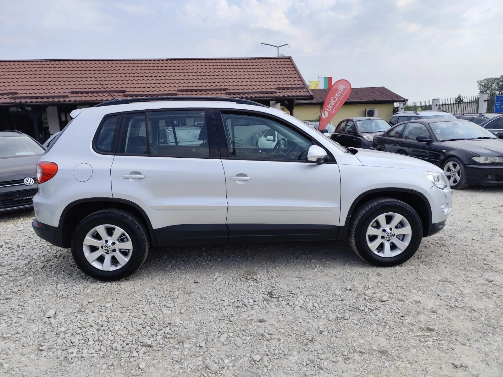 VW Tiguan 2.0 дизел 4х4, снимка 4 - Автомобили и джипове - 55706656