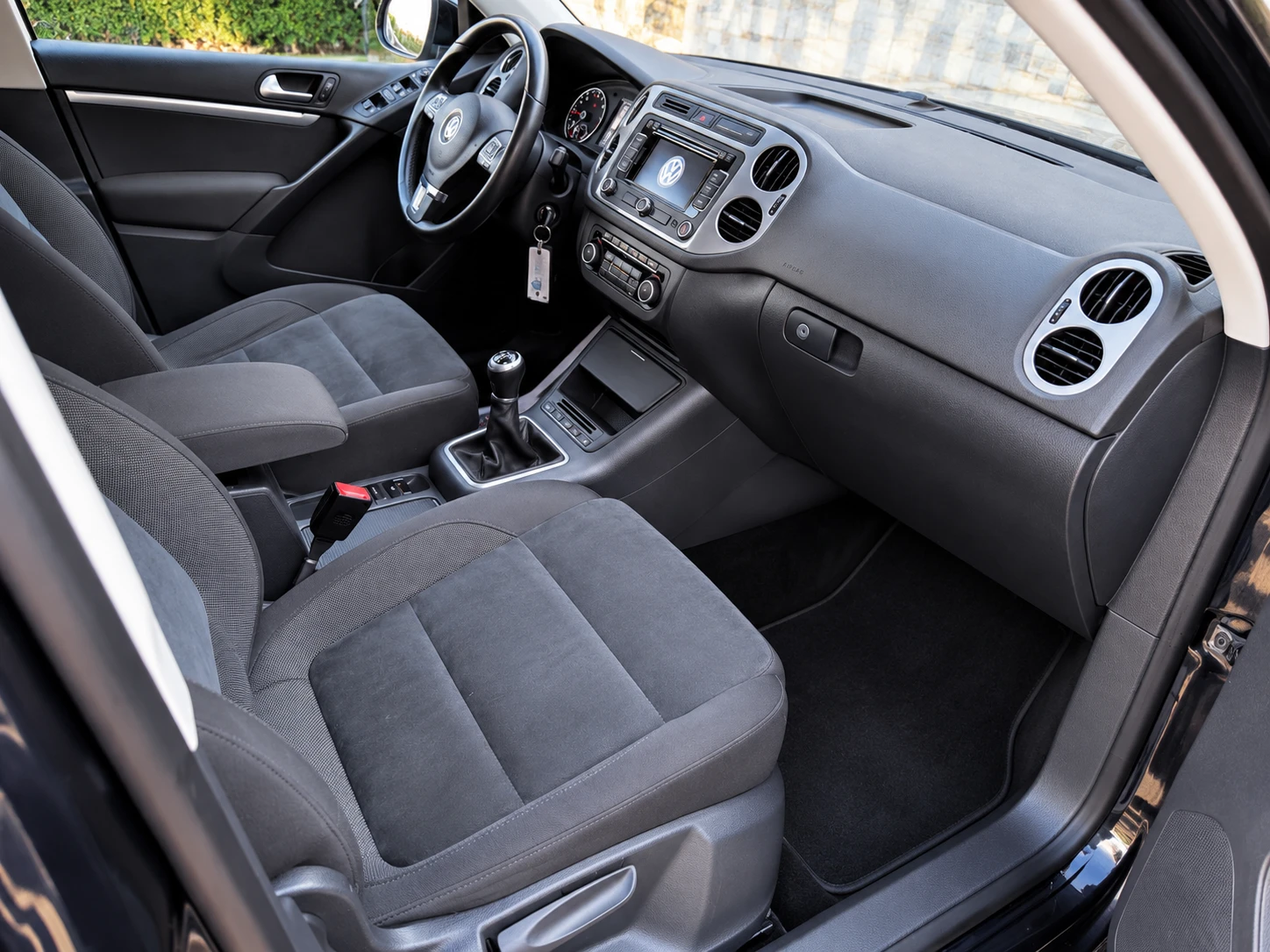 VW Tiguan 2.0TDI* HighLine* BlueMotion* Facelift* Navi* Euro | Mobile.bg � ����������� 10