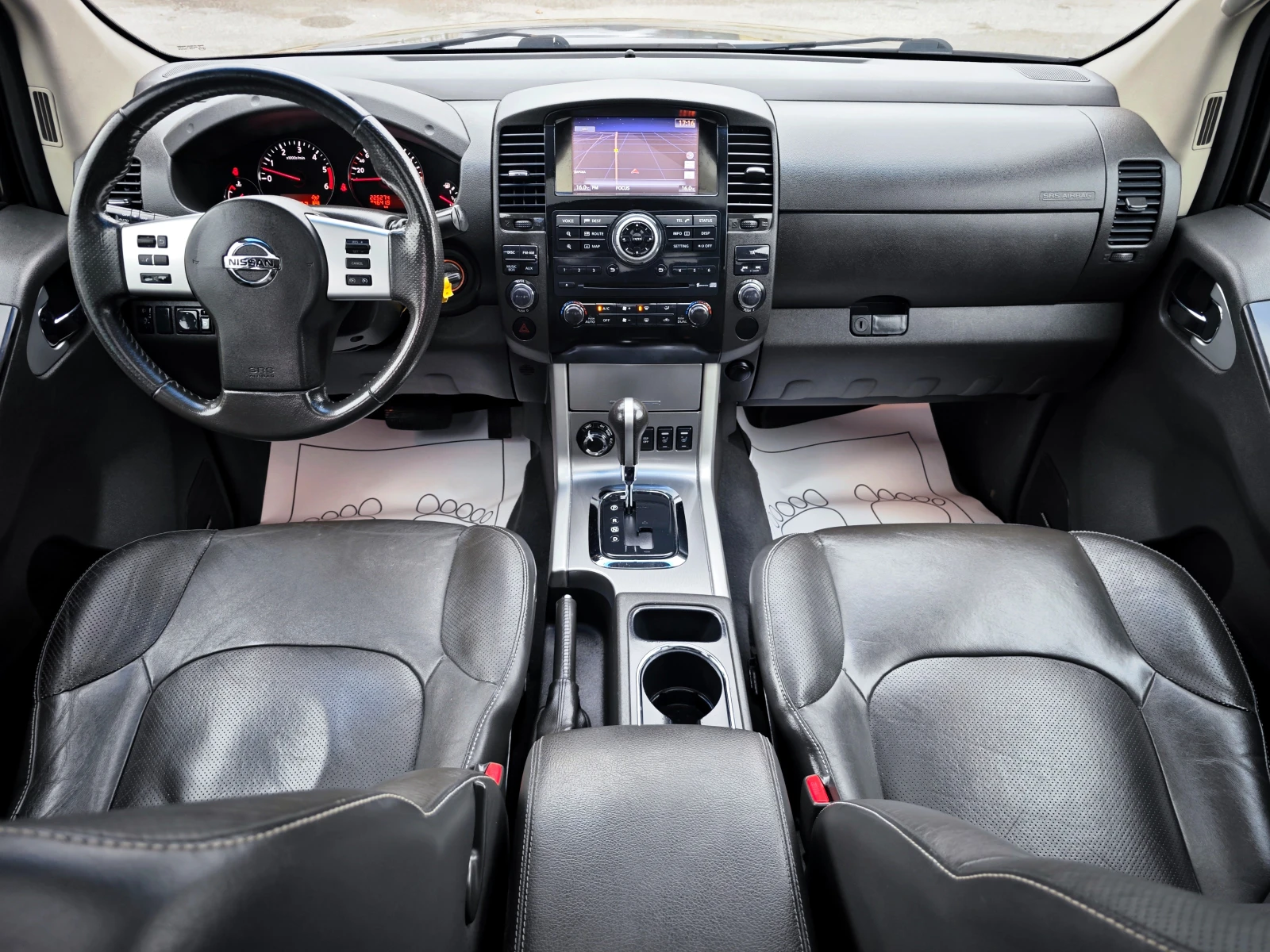 Nissan Navara 3.0 dCi V6 | Mobile.bg � ����������� 10