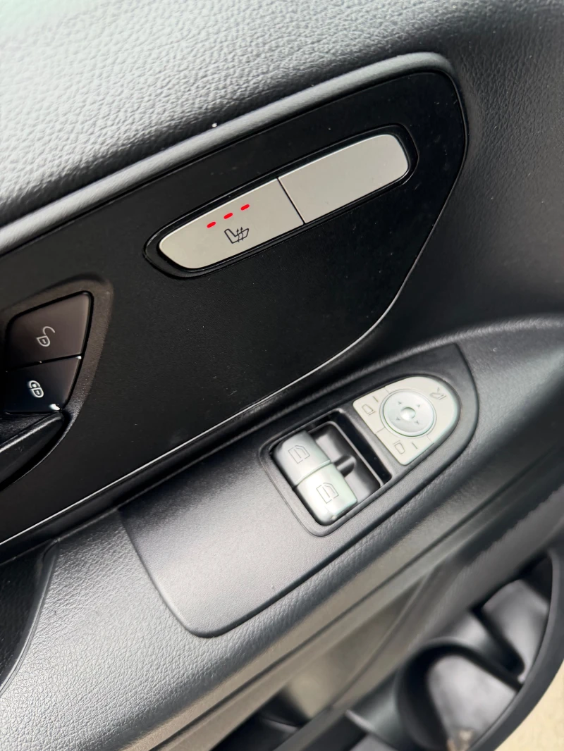 Mercedes-Benz Vito 2.2 CDI Maxi, снимка 10 - Бусове и автобуси - 53562832