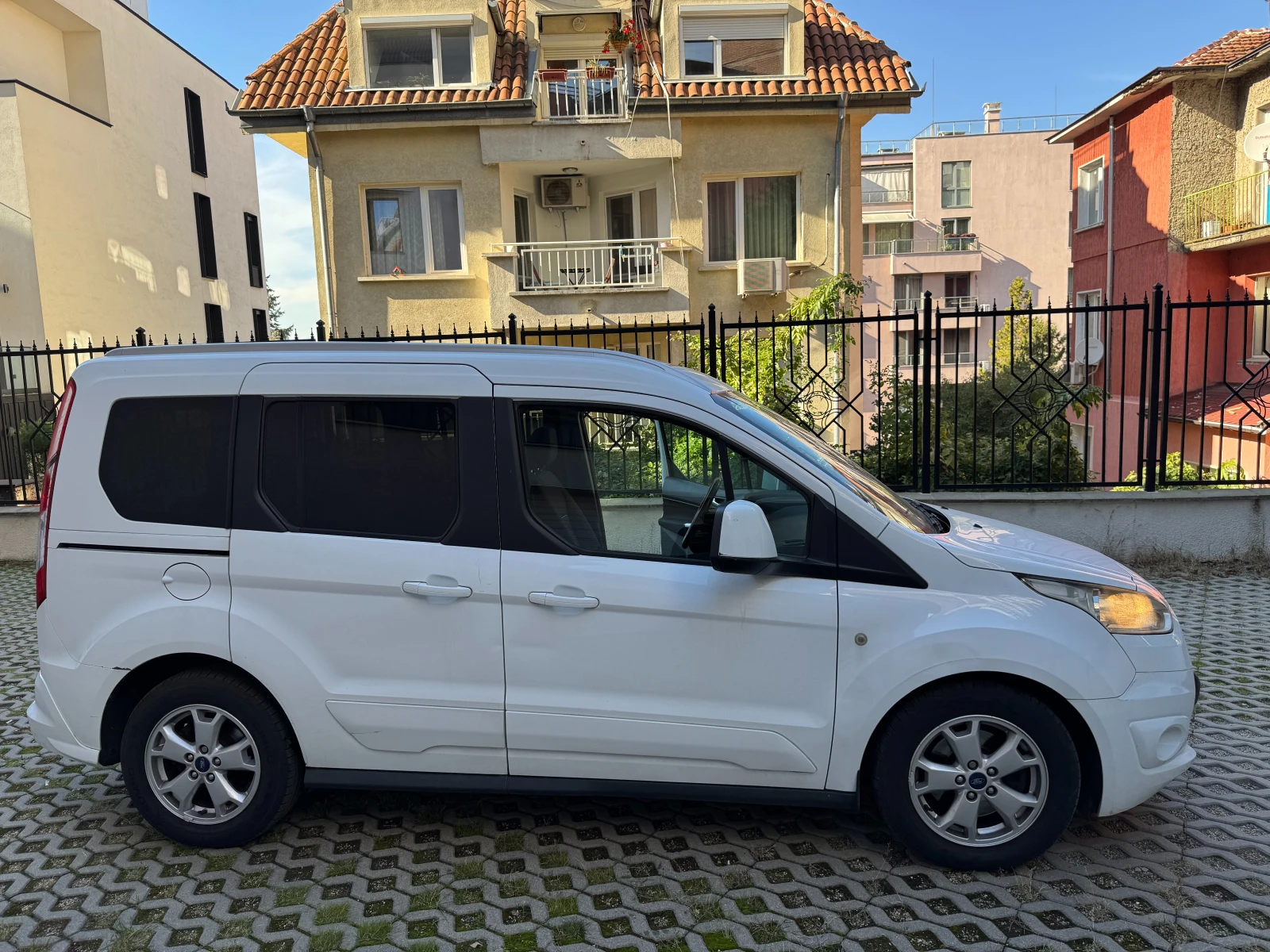 Ford Tourneo connect - изображение 9