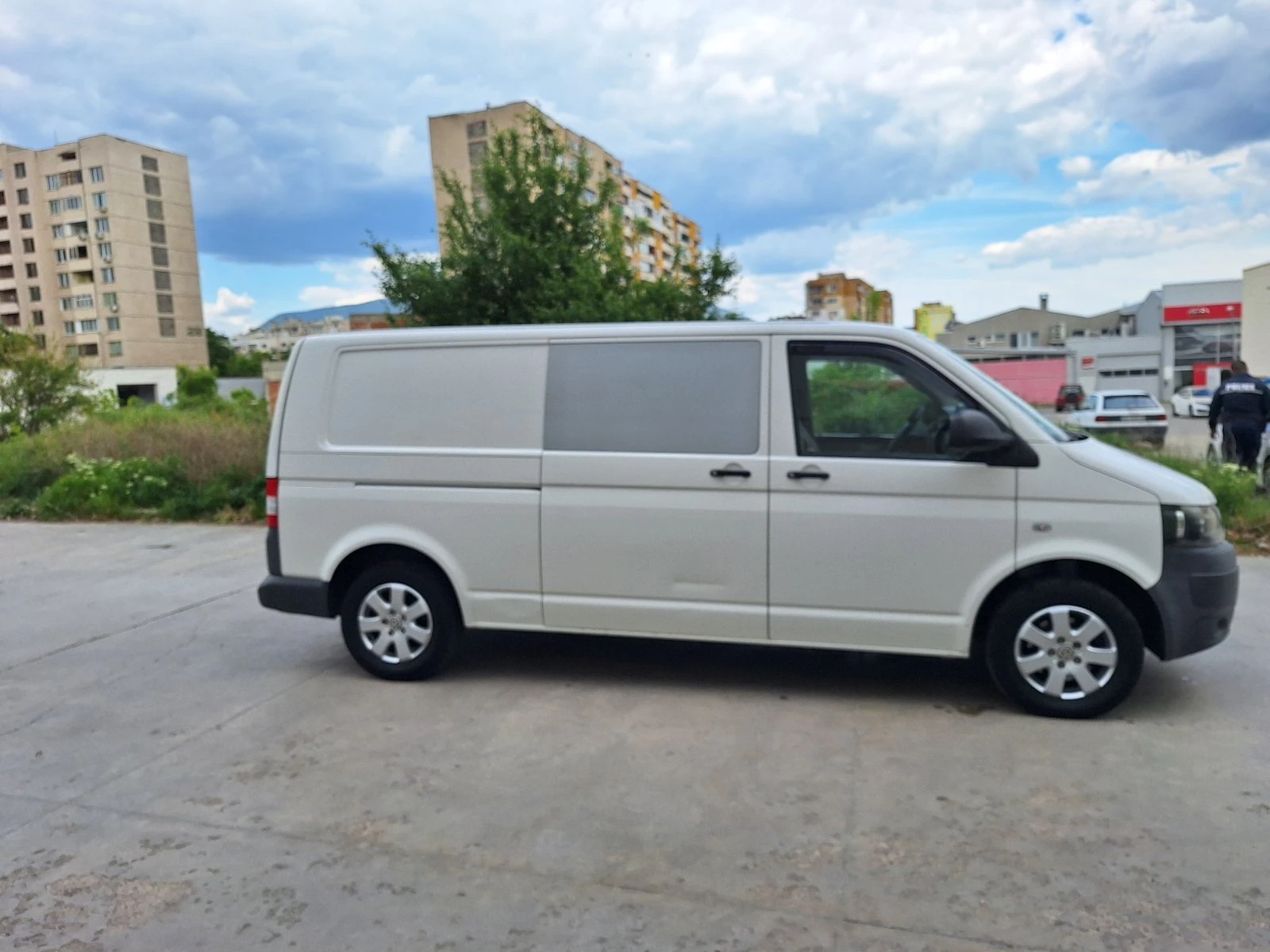 VW Transporter Т5 2.0 куб., 102 к.с. - изображение 4