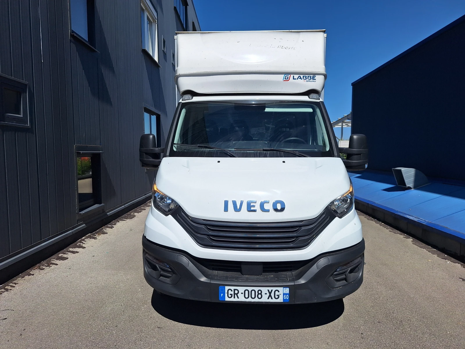 Iveco Daily 35C16, снимка 2 - Бусове и автобуси - 55464454