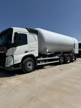 Volvo Fm цистерна, снимка 9