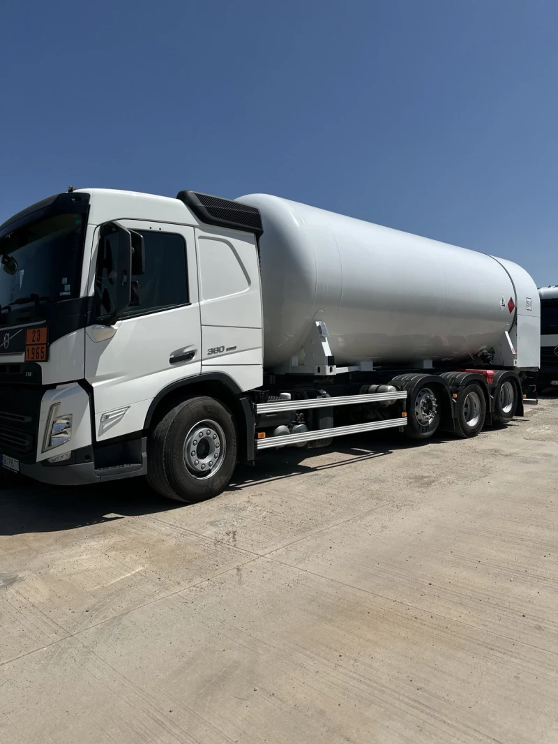 Volvo Fm цистерна, снимка 9 - Камиони - 51069749