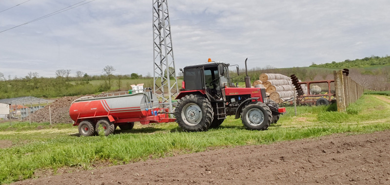 Трактор Беларус 1025, снимка 2 - Селскостопанска техника - 46432943