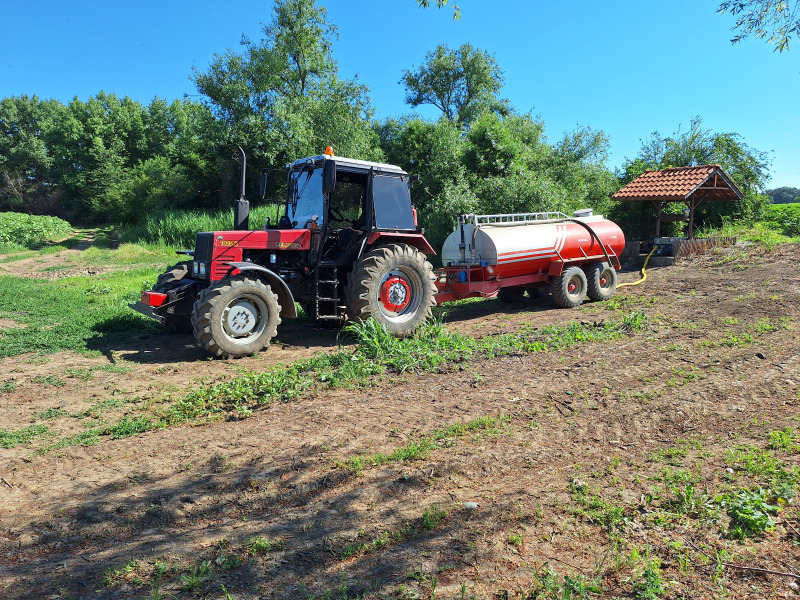 Трактор Беларус 1025, снимка 1 - Селскостопанска техника - 46432943