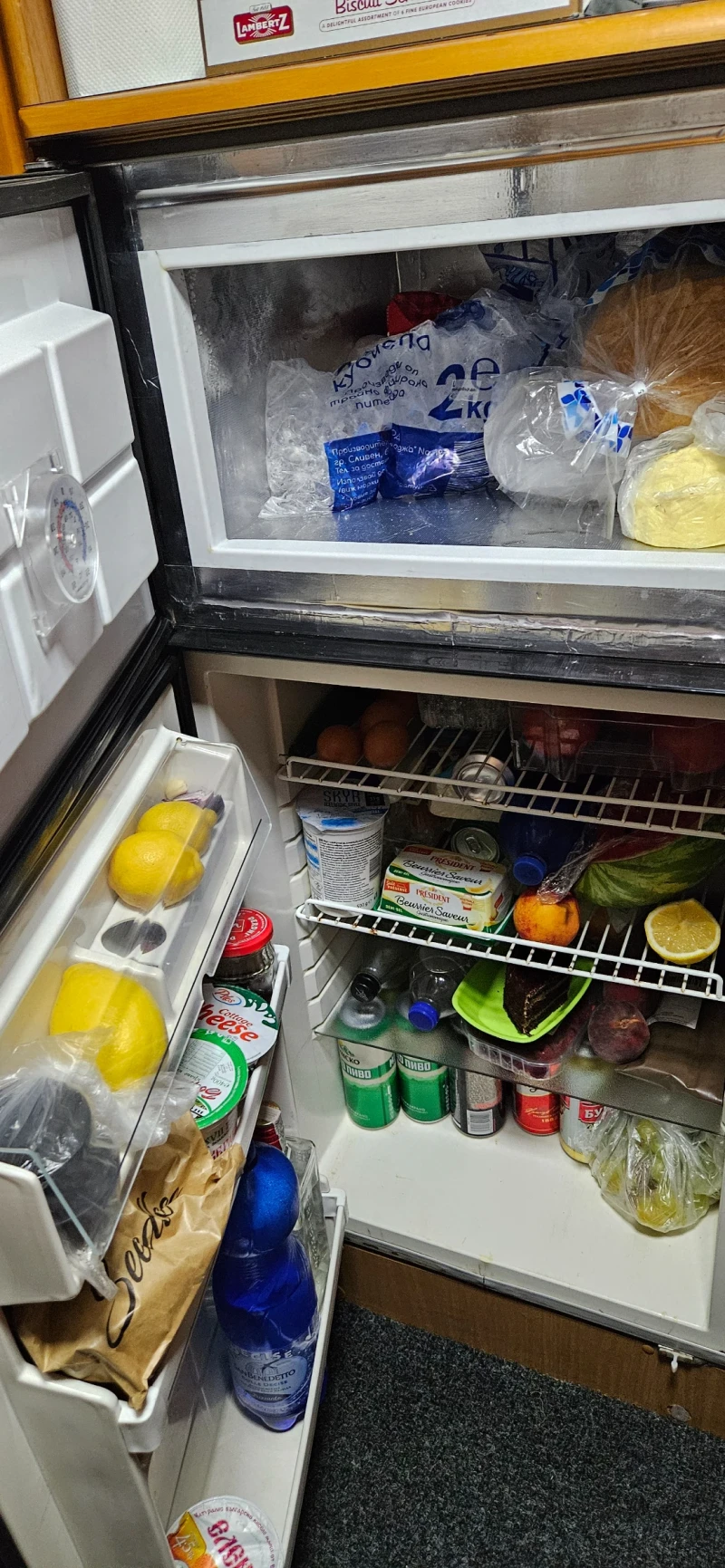 Кемпер Mobilvetta 2500 TDI, снимка 15 - Каравани и кемпери - 51472690