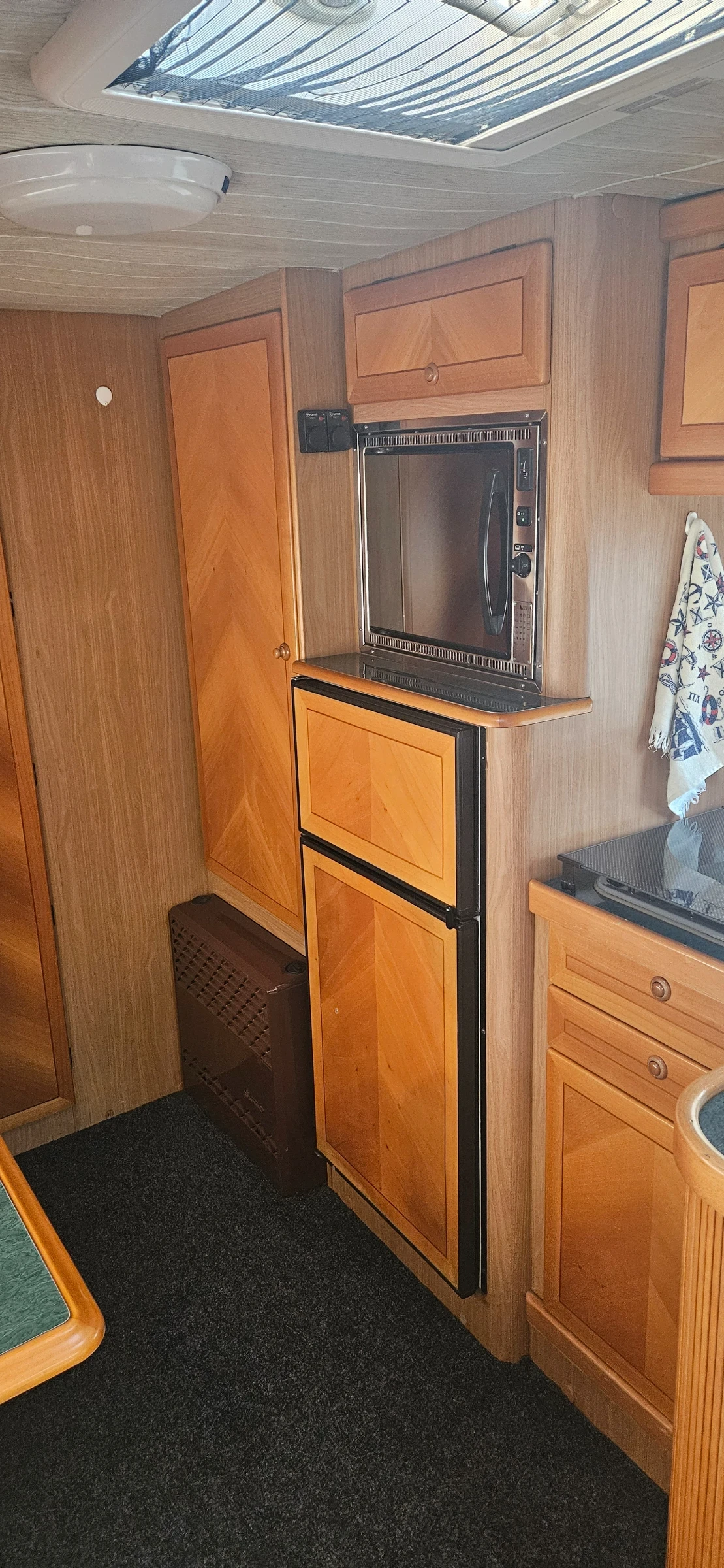 ������ Mobilvetta 2500 TDI | Mobile.bg � ����������� 11