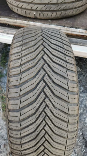 Гуми Всесезонни 225/45R17, снимка 1