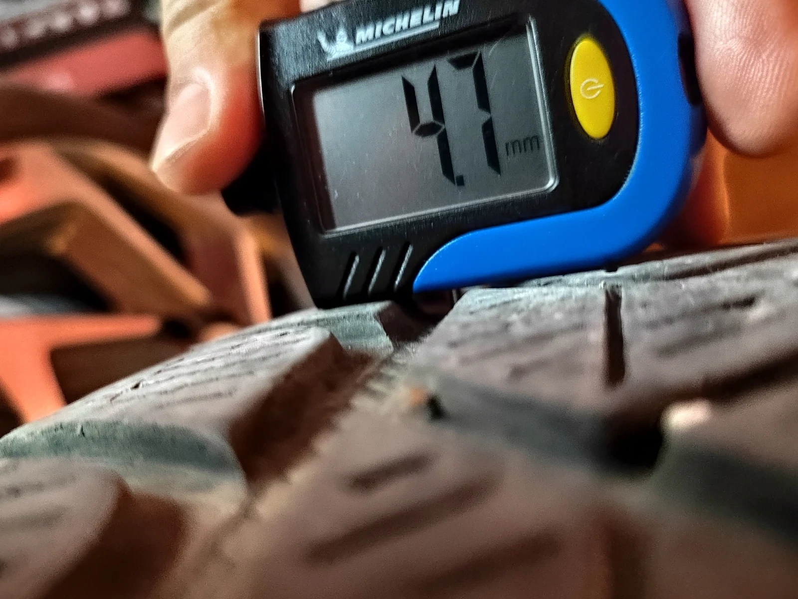  235/55R19 | Mobile.bg   1