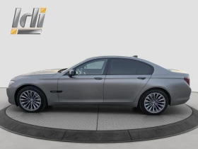 BMW 750 X Drive/HuD/Обдухване/PDC/Шибедах/Lane Assist, снимка 3