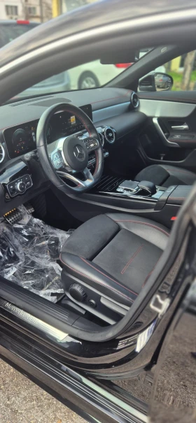 Mercedes-Benz CLA 200 D* AMG* DIGITAL* LED, снимка 5