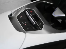 BMW iX3 50 xDrive M Sport Autobahn+ PANO HUD DA PLUS, снимка 9