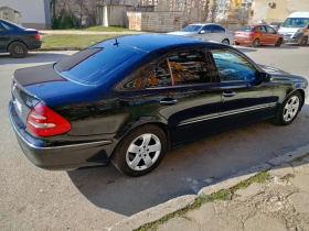 Mercedes-Benz E 320, снимка 13