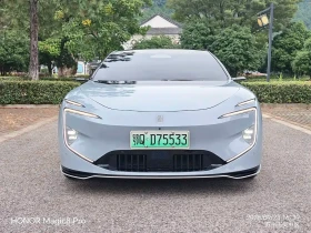 Avatr 12 Triple Laser AWD Performance Edition | Auto.bg — изображение 2