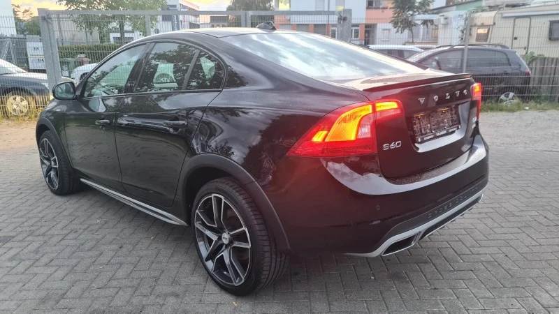 Volvo S60 Cross Coutry AWD, снимка 4 - Автомобили и джипове - 47606578