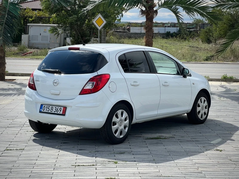 Opel Corsa 1.2 16v Ecotec* Бензин/Газ* Facelift* Лизинг!, снимка 4 - Автомобили и джипове - 47407147