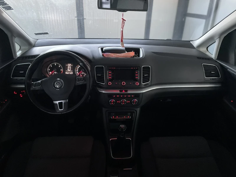 VW Sharan 2.0 TDI , снимка 10 - Автомобили и джипове - 48374712