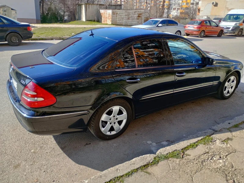 Mercedes-Benz E 320, снимка 13 - Автомобили и джипове - 49427005