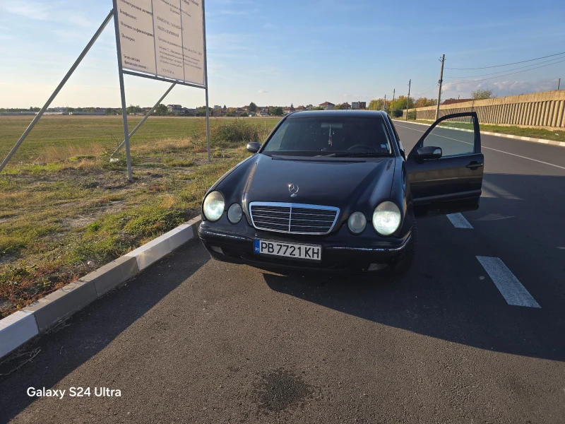 Mercedes-Benz E 200 2.2, снимка 3 - Автомобили и джипове - 52165872