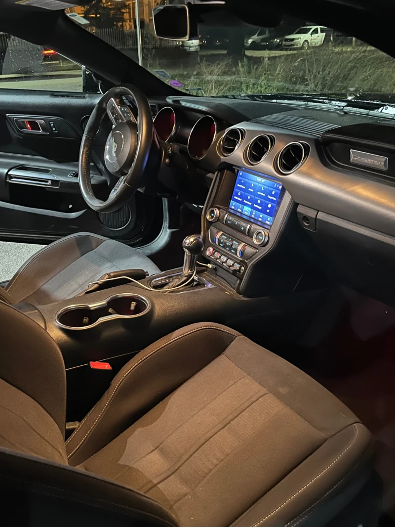 Ford Mustang GT, снимка 14 - Автомобили и джипове - 52555417