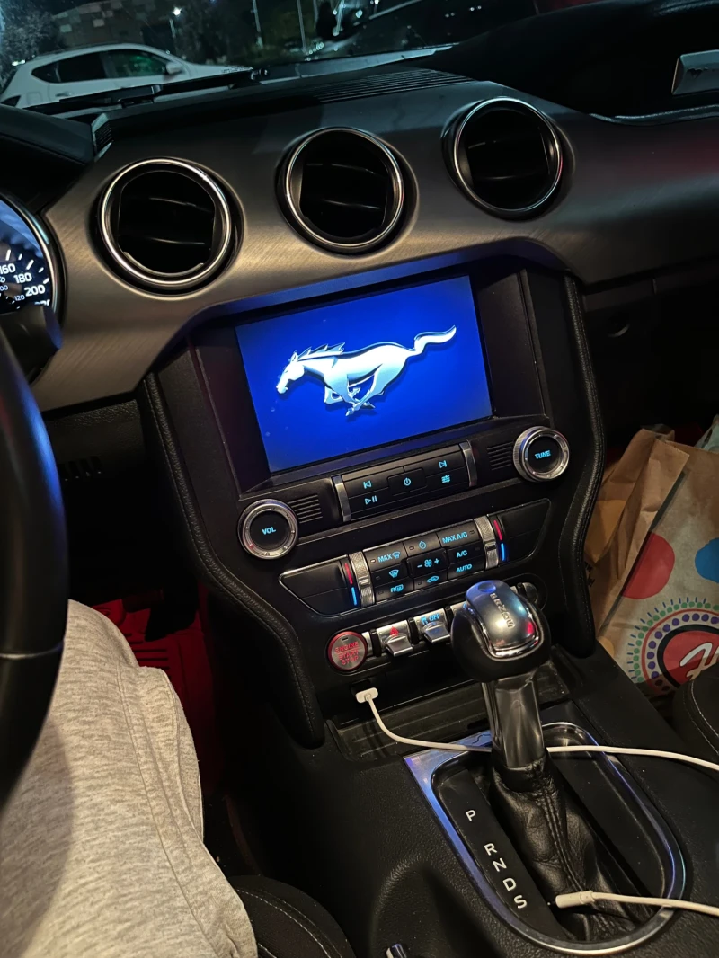 Ford Mustang GT, снимка 15 - Автомобили и джипове - 52555417