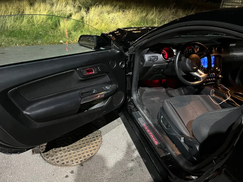 Ford Mustang GT, снимка 7 - Автомобили и джипове - 52555417
