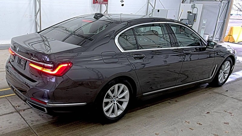 BMW 740 XDRIVE* ХЕДЪП* HARMON* KARDON* LANE* ASSIST* , снимка 2 - Автомобили и джипове - 52574516