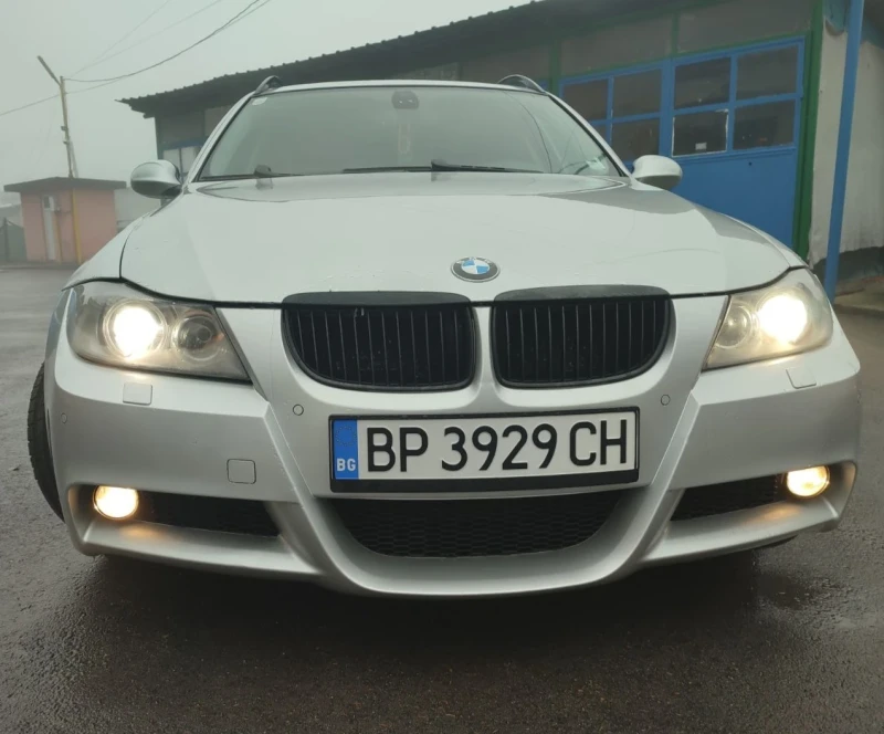 BMW 330 325ix 3.0, снимка 4 - Автомобили и джипове - 52656726