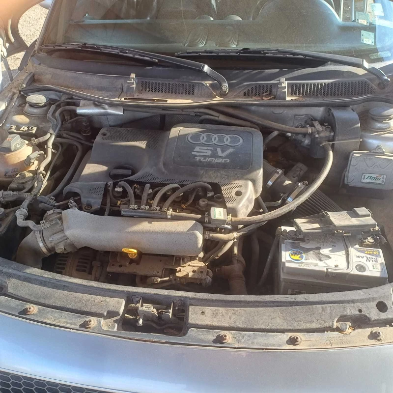 Audi Tt 1.8, снимка 6 - Автомобили и джипове - 53000647