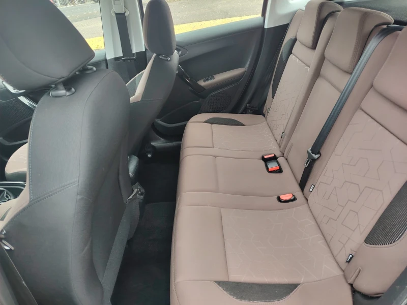 Peugeot 2008 1.6 E-HDI 120х.км, снимка 15 - Автомобили и джипове - 52991016