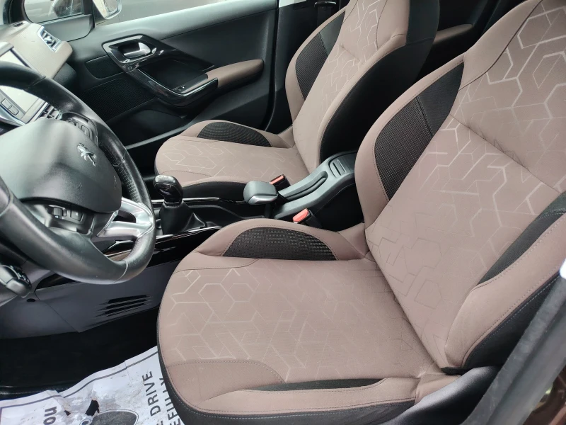 Peugeot 2008 1.6 E-HDI 120х.км, снимка 10 - Автомобили и джипове - 52991016