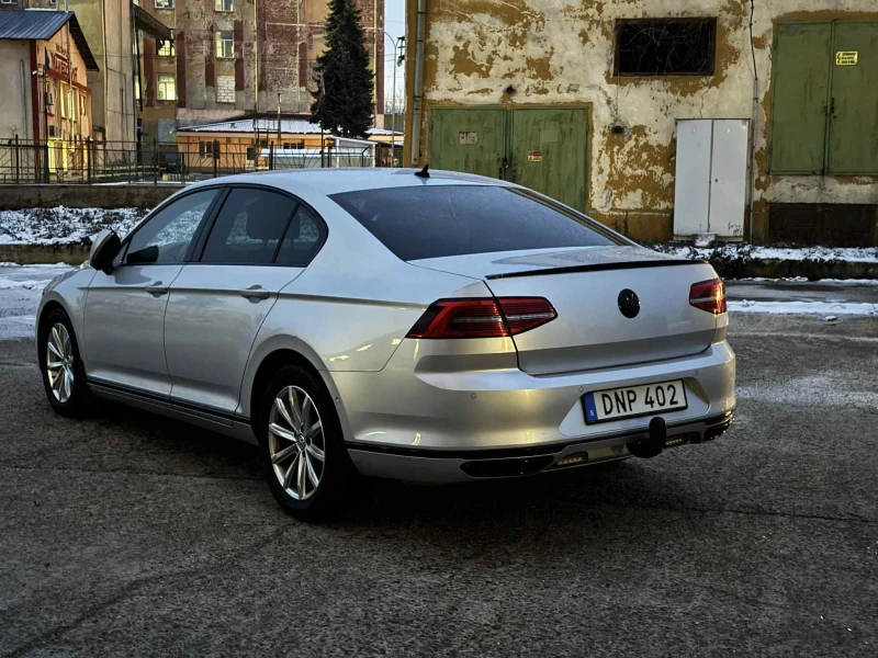 VW Passat, снимка 13 - Автомобили и джипове - 53114681
