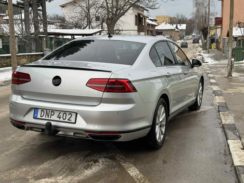 VW Passat, снимка 3 - Автомобили и джипове - 53114681