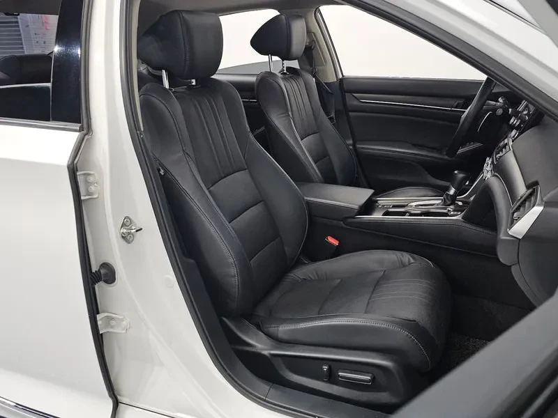 Honda Accord, снимка 12 - Автомобили и джипове - 54823003