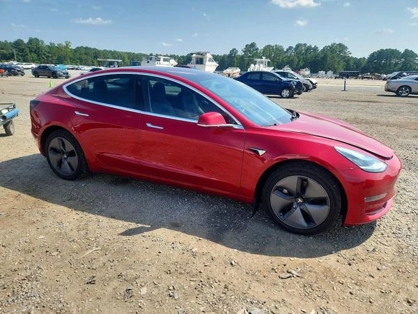 Tesla Model 3, снимка 5 - Автомобили и джипове - 56117286